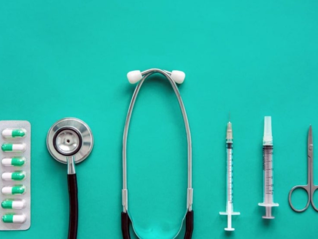 EQUIPAMENTOS MÉDICOS