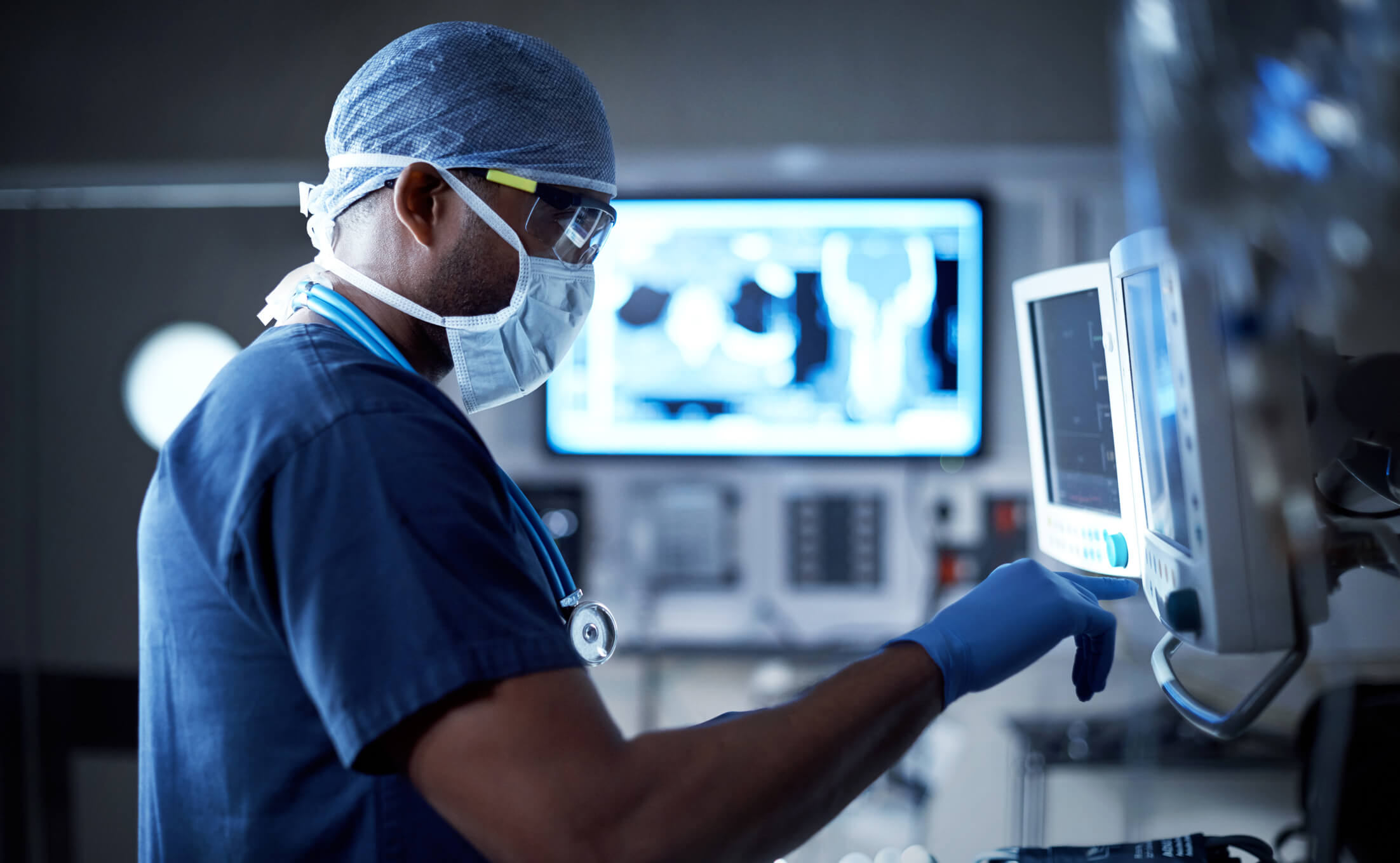 EQUIPAMENTOS MÉDICOS